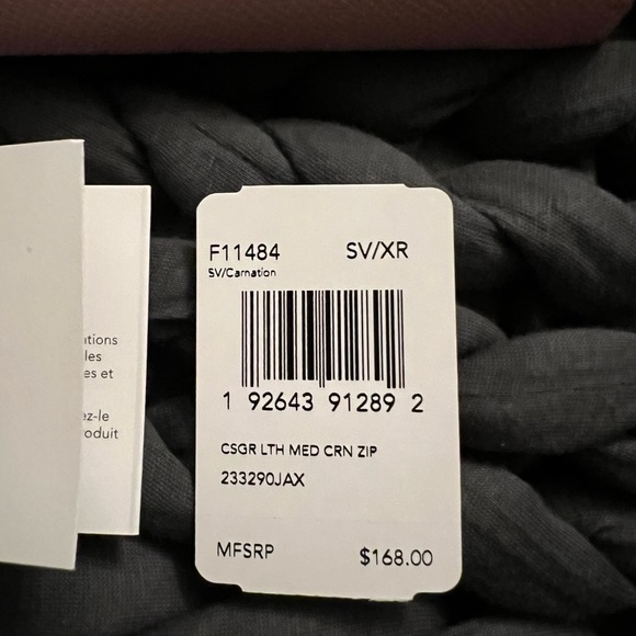 Coach textured leather medium wallet in ballet pink. - Picture 2 of 4